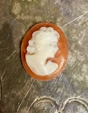 Tiny Unset Cameo Hand-Carved Shell